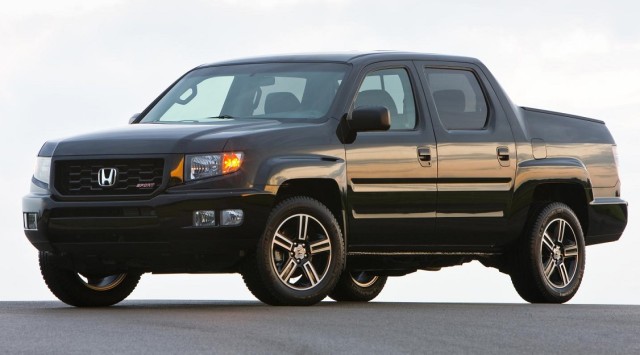 2014 Honda Ridgeline Sport (2).jpg